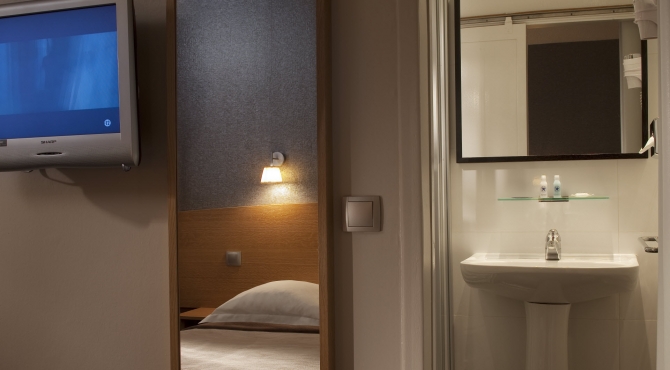 Salle de bain - Chambre Standard